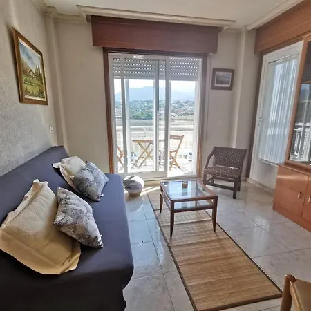 Ramallosa, Nigran, 2 Habitaciones, Terraza.